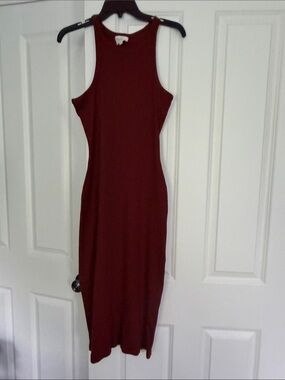Sezane Sleeveless Maxi Dress in Burgundy Red